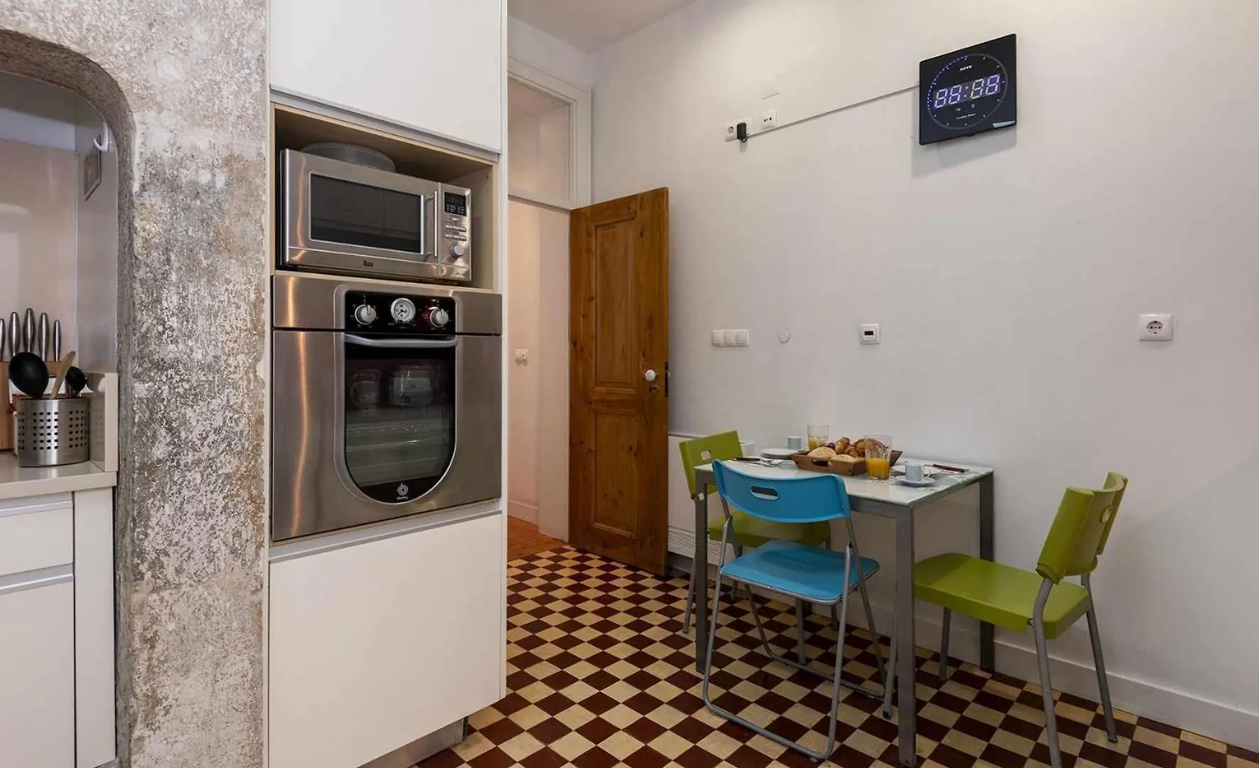Pombalino Design Apartment Em Baixachiado Lisbon Portugal